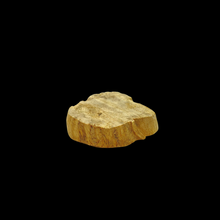 Load image into Gallery viewer, Yellow Kyara Pendant - 4.12g