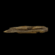 Load image into Gallery viewer, Agarwood Worm Wand (虫漏) - 17.56g